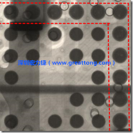 BGA錫球尺寸小于0.4mm，采用降低BGA內(nèi)圍襲球的錫膏量所得到X-Ray，稍微留意一下可以發(fā)現(xiàn)最外圈的錫量(圓的直徑)比其他內(nèi)圍的錫球上的錫量來得多一點點。也就是外圈的黑色圓形直徑比內(nèi)圈的圓形來得大一點點。