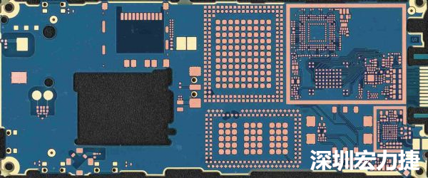 手機可用的PCB空間相當(dāng)小，而1片式的設(shè)計是節(jié)省成本的作法，如何做到區(qū)隔不同子系統(tǒng)、降低雜訊干擾，是設(shè)計關(guān)鍵。